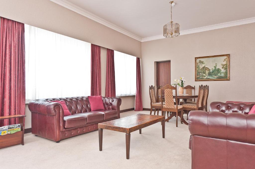 The Grand Hotel Wanganui Whanganui Bagian luar foto