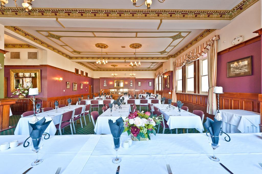 The Grand Hotel Wanganui Whanganui Bagian luar foto
