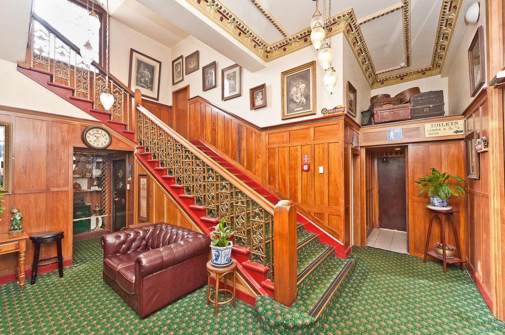 The Grand Hotel Wanganui Whanganui Bagian luar foto
