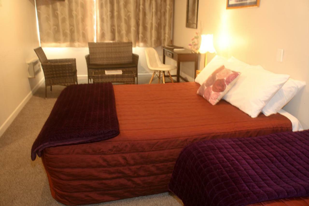 The Grand Hotel Wanganui Whanganui Bagian luar foto