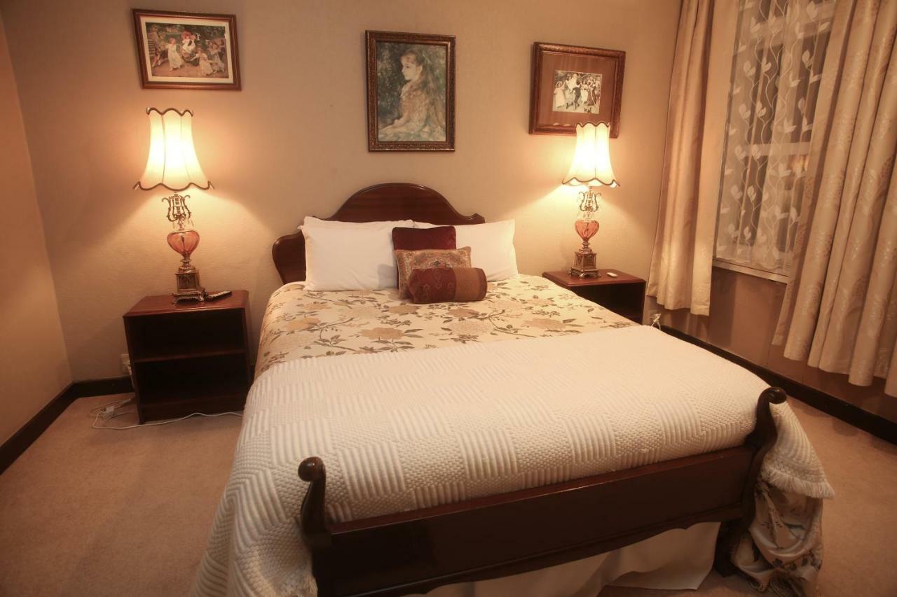 The Grand Hotel Wanganui Whanganui Bagian luar foto